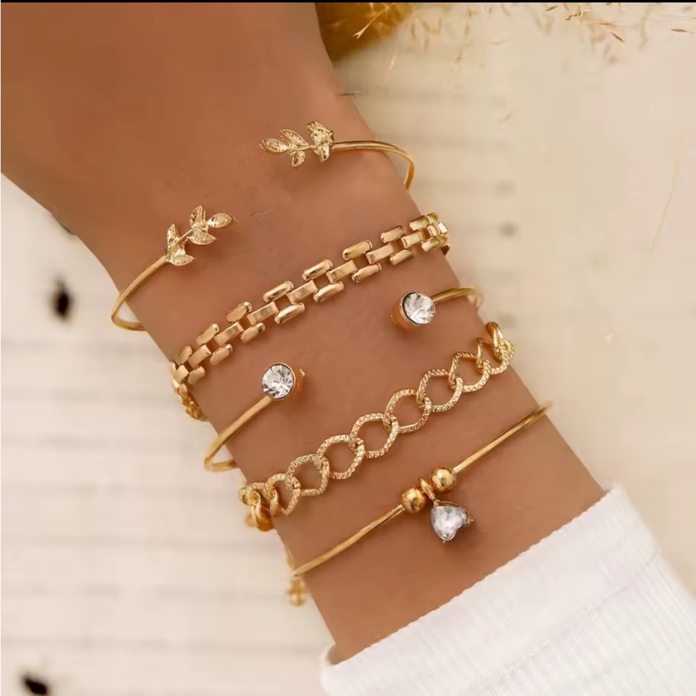 ✨COMING SOON ✨Chic Savvy Boutique's Upcoming 2025-2026 Jewelry Collection